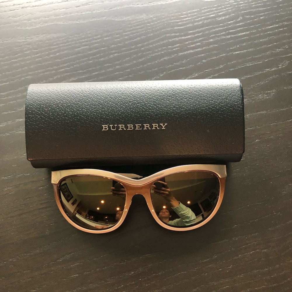 Burberry gold metallic sunglasses
